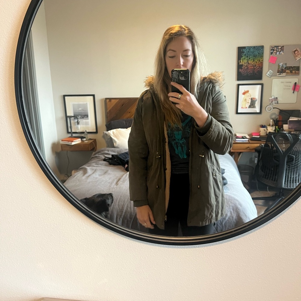 Army green Oasis water resistant parka